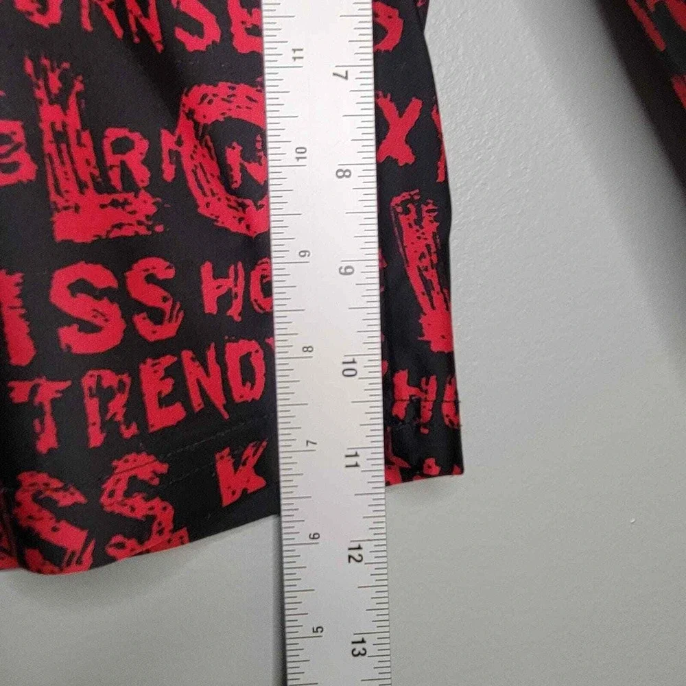 TurboWear Shorts Womens Size M Black Red Stretch Cargo Baggy‎ Dance Hot Kiss y2k - Picture 9 of 9